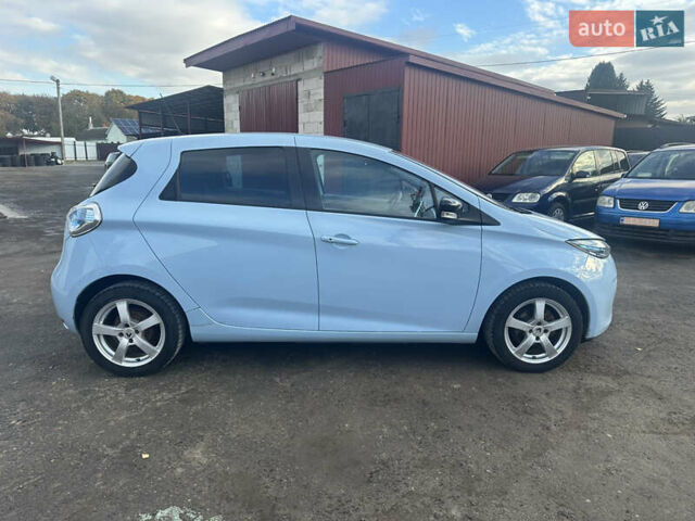Синий Рено Зое, объемом двигателя 0 л и пробегом 181 тыс. км за 6600 $, фото 4 на Automoto.ua