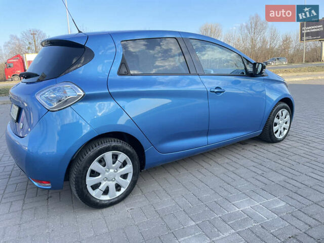 Синий Рено Зое, объемом двигателя 0 л и пробегом 93 тыс. км за 7599 $, фото 12 на Automoto.ua