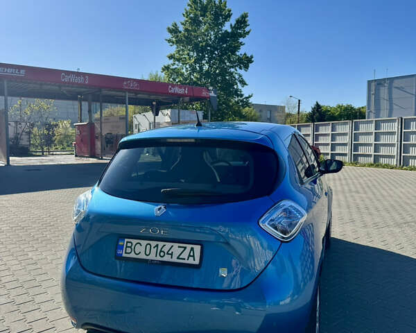 Синий Рено Зое, объемом двигателя 0 л и пробегом 84 тыс. км за 7900 $, фото 5 на Automoto.ua