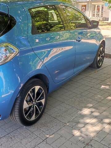 Синий Рено Зое, объемом двигателя 0 л и пробегом 149 тыс. км за 9400 $, фото 9 на Automoto.ua