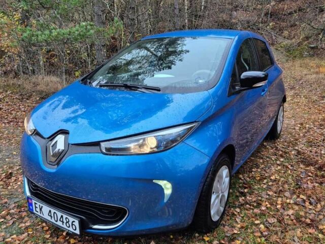 Рено Зое 2016 у Києві на Automoto.ua Синій Рено Зое, об'ємом двигуна 0 л та пробігом 65 тис. км за 5900 $, фото 1 на Automoto.ua