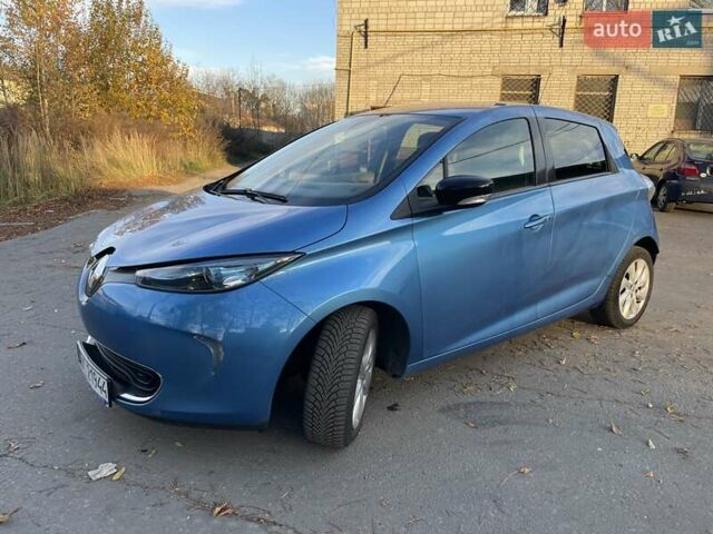 Синий Рено Зое, объемом двигателя 0 л и пробегом 105 тыс. км за 7150 $, фото 38 на Automoto.ua