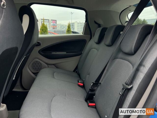 Синий Рено Зое, объемом двигателя 24 л и пробегом 80 тыс. км за 8400 $, фото 9 на Automoto.ua