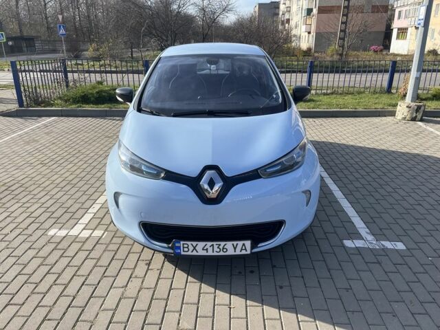 Синий Рено Зое, объемом двигателя 0 л и пробегом 171 тыс. км за 6499 $, фото 1 на Automoto.ua