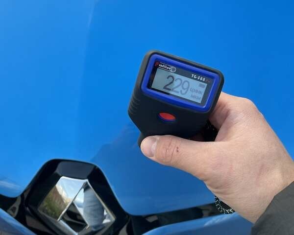 Синий Рено Зое, объемом двигателя 0 л и пробегом 105 тыс. км за 7150 $, фото 44 на Automoto.ua