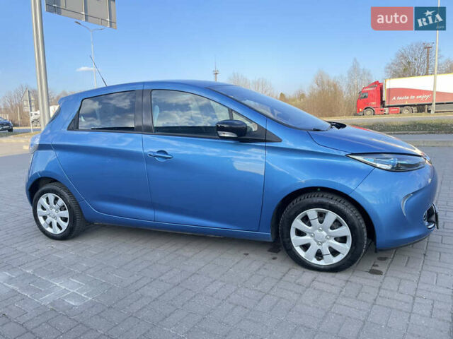 Синий Рено Зое, объемом двигателя 0 л и пробегом 93 тыс. км за 7599 $, фото 15 на Automoto.ua