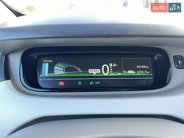Синий Рено Зое, объемом двигателя 0 л и пробегом 93 тыс. км за 7599 $, фото 27 на Automoto.ua