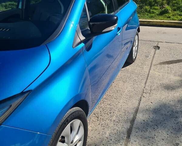 Синий Рено Зое, объемом двигателя 0 л и пробегом 78 тыс. км за 8000 $, фото 2 на Automoto.ua