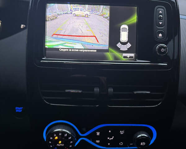 Синий Рено Зое, объемом двигателя 0 л и пробегом 61 тыс. км за 11400 $, фото 11 на Automoto.ua