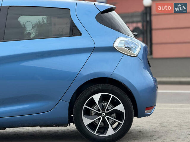Синий Рено Зое, объемом двигателя 0 л и пробегом 99 тыс. км за 9750 $, фото 8 на Automoto.ua