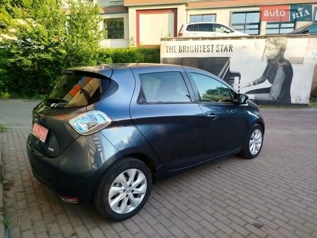 Синий Рено Зое, объемом двигателя 0 л и пробегом 62 тыс. км за 8900 $, фото 31 на Automoto.ua
