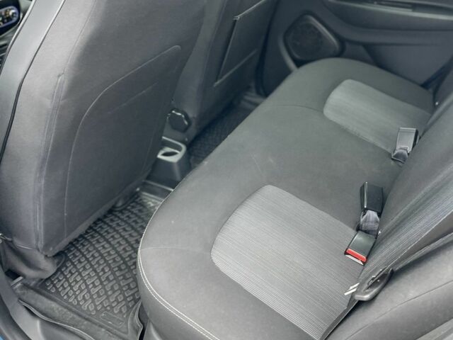 Синий Рено Зое, объемом двигателя 0 л и пробегом 138 тыс. км за 9300 $, фото 4 на Automoto.ua