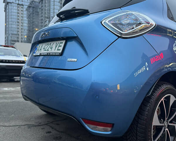 Синий Рено Зое, объемом двигателя 0 л и пробегом 61 тыс. км за 11400 $, фото 6 на Automoto.ua