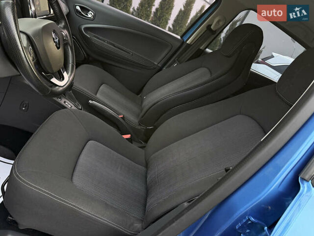 Синий Рено Зое, объемом двигателя 0 л и пробегом 104 тыс. км за 9750 $, фото 28 на Automoto.ua