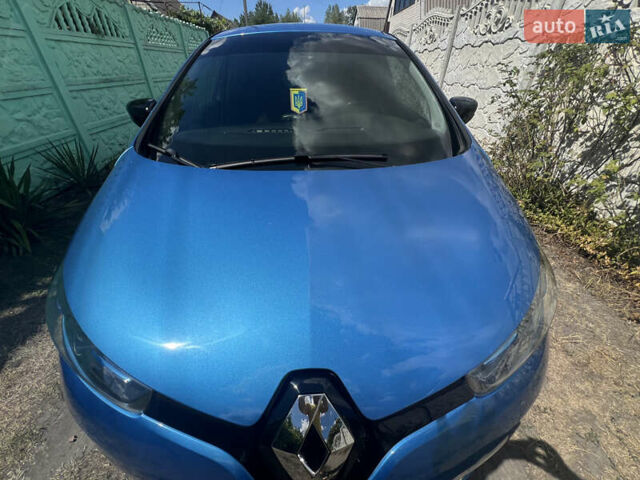 Синий Рено Зое, объемом двигателя 0 л и пробегом 128 тыс. км за 10199 $, фото 20 на Automoto.ua