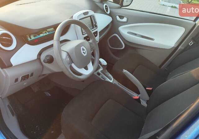 Синій Рено Зое, об'ємом двигуна 0 л та пробігом 82 тис. км за 9300 $, фото 20 на Automoto.ua