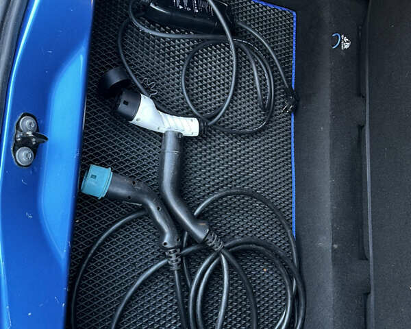 Синій Рено Зое, об'ємом двигуна 0 л та пробігом 141 тис. км за 8970 $, фото 29 на Automoto.ua