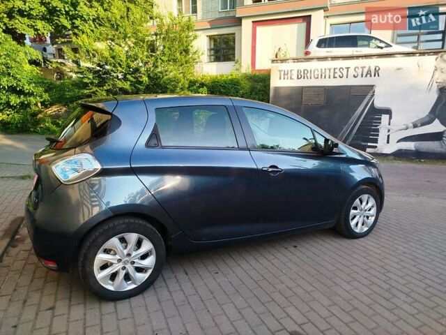Синий Рено Зое, объемом двигателя 0 л и пробегом 62 тыс. км за 8900 $, фото 30 на Automoto.ua