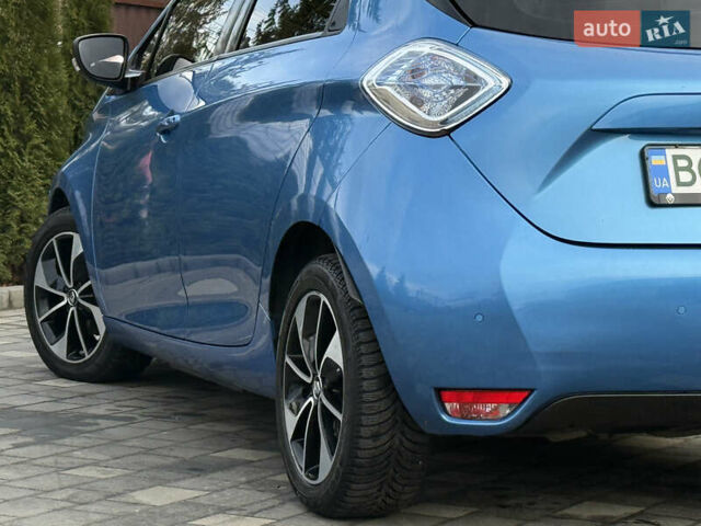 Синий Рено Зое, объемом двигателя 0 л и пробегом 104 тыс. км за 9750 $, фото 23 на Automoto.ua