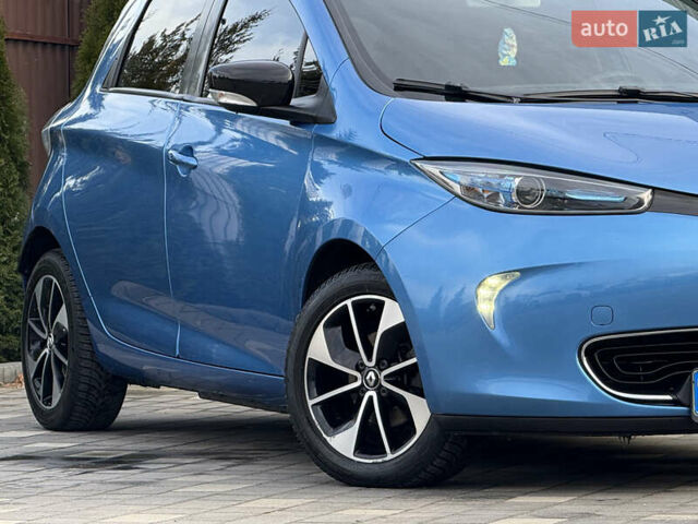 Синий Рено Зое, объемом двигателя 0 л и пробегом 104 тыс. км за 9750 $, фото 5 на Automoto.ua