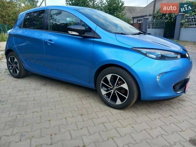 Синий Рено Зое, объемом двигателя 0 л и пробегом 86 тыс. км за 9800 $, фото 2 на Automoto.ua