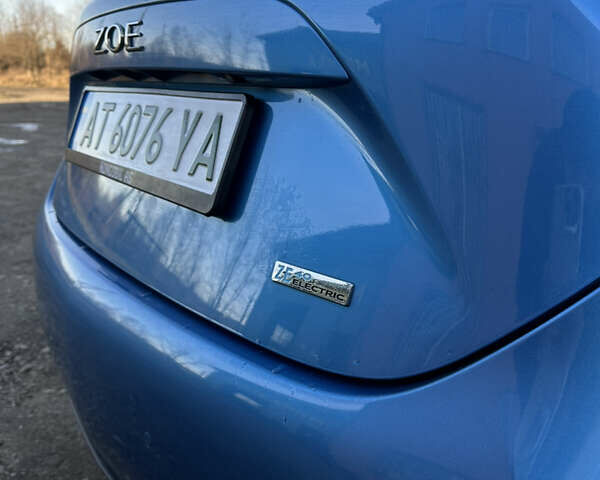 Синій Рено Зое, об'ємом двигуна 0 л та пробігом 141 тис. км за 8970 $, фото 17 на Automoto.ua