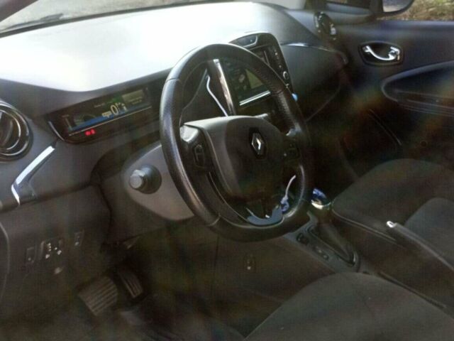 Синій Рено Зое, об'ємом двигуна 0 л та пробігом 121 тис. км за 9500 $, фото 6 на Automoto.ua