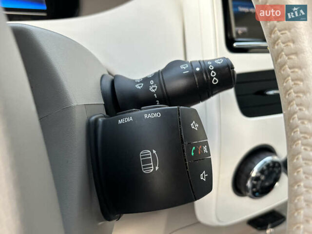 Синий Рено Зое, объемом двигателя 0 л и пробегом 166 тыс. км за 8999 $, фото 9 на Automoto.ua