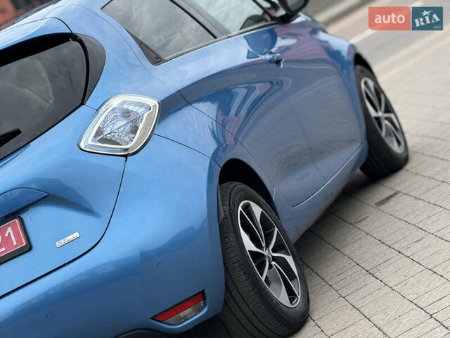 Синий Рено Зое, объемом двигателя 0 л и пробегом 99 тыс. км за 9500 $, фото 16 на Automoto.ua