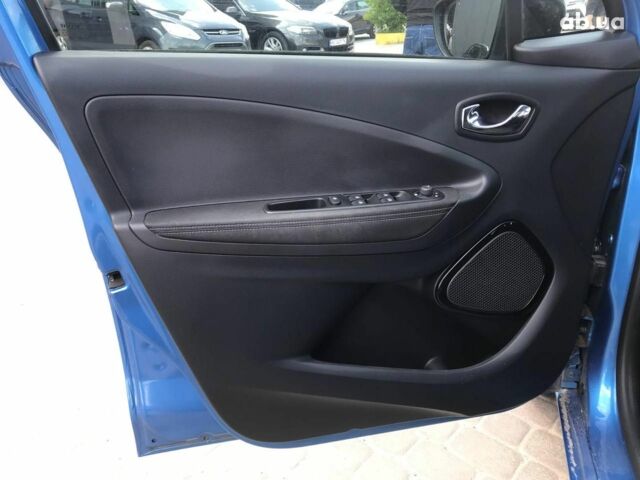 Синий Рено Зое, объемом двигателя 0 л и пробегом 137 тыс. км за 10190 $, фото 18 на Automoto.ua