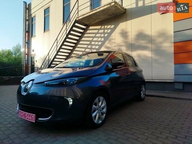 Синий Рено Зое, объемом двигателя 0 л и пробегом 62 тыс. км за 8900 $, фото 19 на Automoto.ua