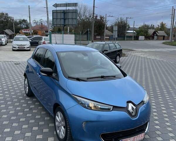 Синий Рено Зое, объемом двигателя 0 л и пробегом 138 тыс. км за 9300 $, фото 7 на Automoto.ua