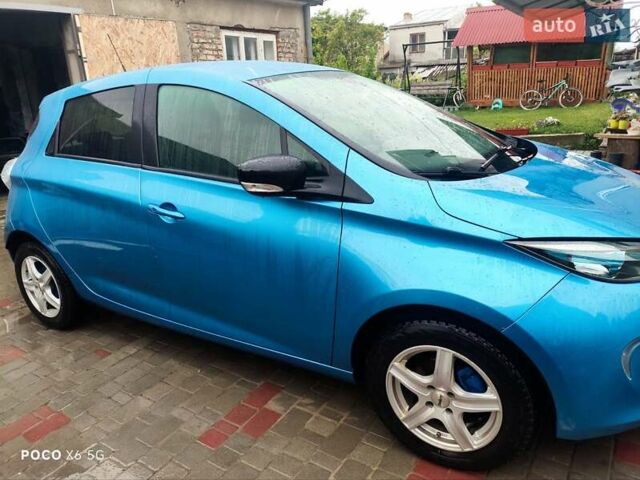 Синий Рено Зое, объемом двигателя 0 л и пробегом 95 тыс. км за 9200 $, фото 3 на Automoto.ua