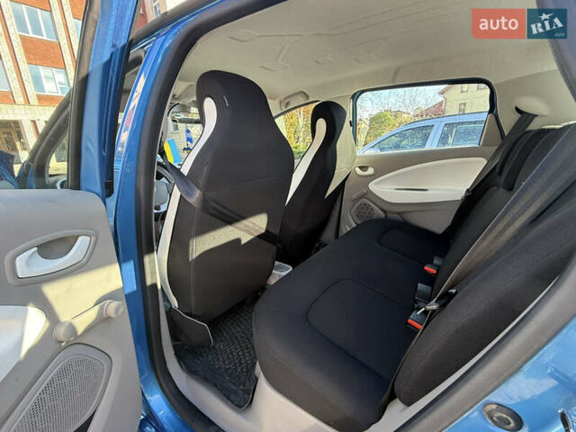 Рено Зое 2017 в Львове на Automoto.ua Синий Рено Зое, объемом двигателя 0 л и пробегом 56 тыс. км за 10555 $, фото 8 на Automoto.ua