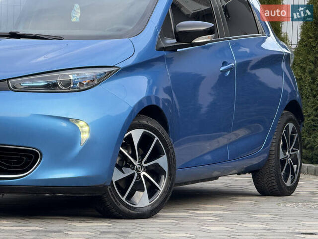 Синий Рено Зое, объемом двигателя 0 л и пробегом 104 тыс. км за 9750 $, фото 13 на Automoto.ua