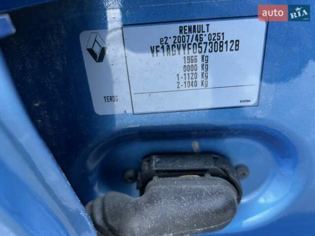 Синий Рено Зое, объемом двигателя 0 л и пробегом 130 тыс. км за 8450 $, фото 25 на Automoto.ua