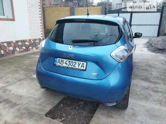 Синий Рено Зое, объемом двигателя 0 л и пробегом 160 тыс. км за 12500 $, фото 4 на Automoto.ua