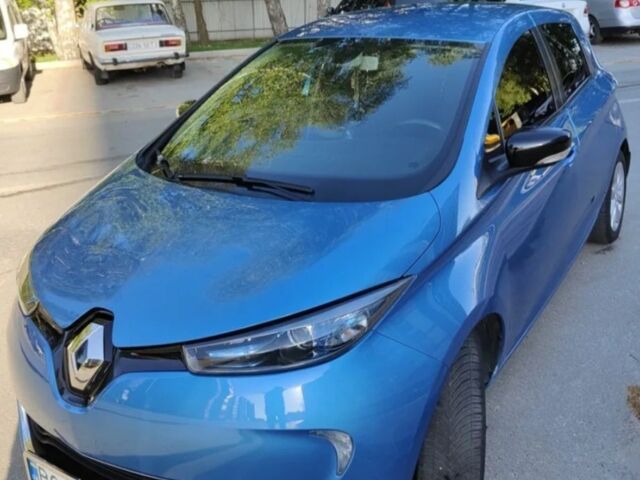 Синий Рено Зое, объемом двигателя 0 л и пробегом 129 тыс. км за 8950 $, фото 5 на Automoto.ua