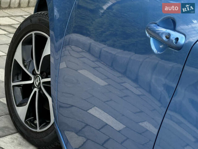 Синий Рено Зое, объемом двигателя 0 л и пробегом 104 тыс. км за 9750 $, фото 24 на Automoto.ua