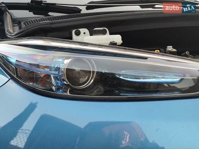Синий Рено Зое, объемом двигателя 0 л и пробегом 95 тыс. км за 9200 $, фото 20 на Automoto.ua