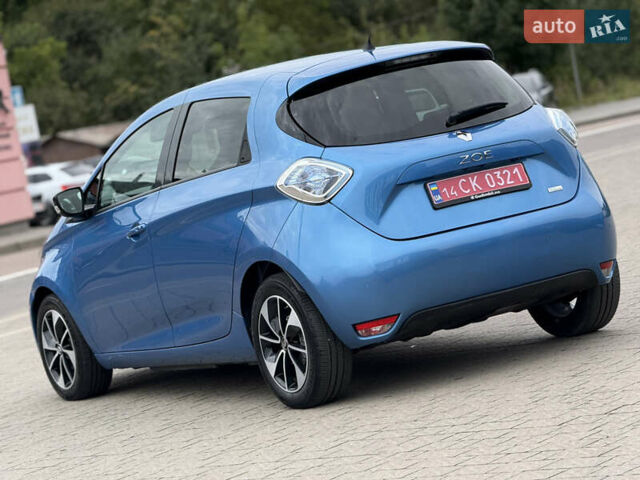 Синий Рено Зое, объемом двигателя 0 л и пробегом 99 тыс. км за 9500 $, фото 12 на Automoto.ua