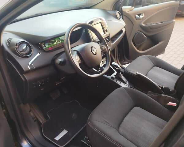 Синий Рено Зое, объемом двигателя 0 л и пробегом 62 тыс. км за 8900 $, фото 13 на Automoto.ua