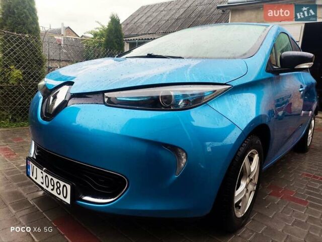 Синий Рено Зое, объемом двигателя 0 л и пробегом 95 тыс. км за 9200 $, фото 1 на Automoto.ua