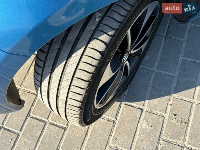 Синий Рено Зое, объемом двигателя 0 л и пробегом 110 тыс. км за 9800 $, фото 8 на Automoto.ua