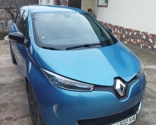 Синий Рено Зое, объемом двигателя 0 л и пробегом 160 тыс. км за 12500 $, фото 3 на Automoto.ua
