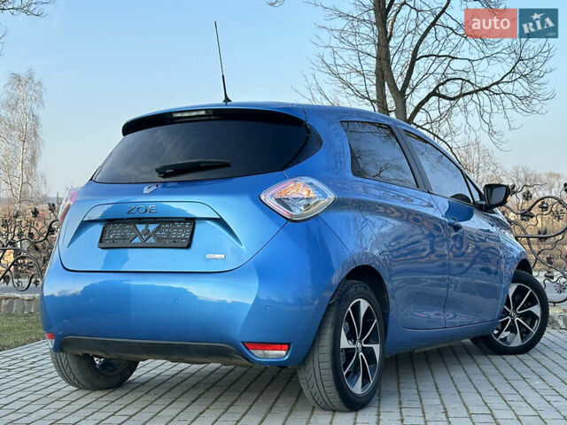 Синий Рено Зое, объемом двигателя 0 л и пробегом 104 тыс. км за 8600 $, фото 6 на Automoto.ua