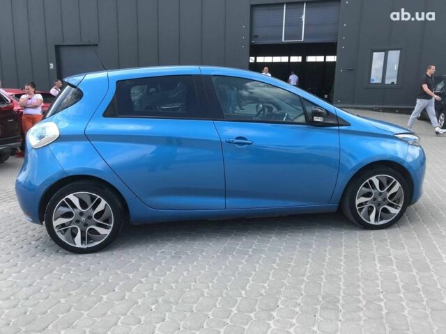 Синий Рено Зое, объемом двигателя 0 л и пробегом 137 тыс. км за 10190 $, фото 4 на Automoto.ua