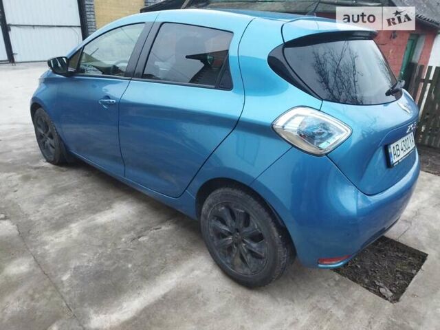 Синий Рено Зое, объемом двигателя 0 л и пробегом 160 тыс. км за 12500 $, фото 1 на Automoto.ua