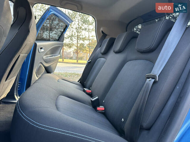 Синий Рено Зое, объемом двигателя 0 л и пробегом 104 тыс. км за 8600 $, фото 32 на Automoto.ua