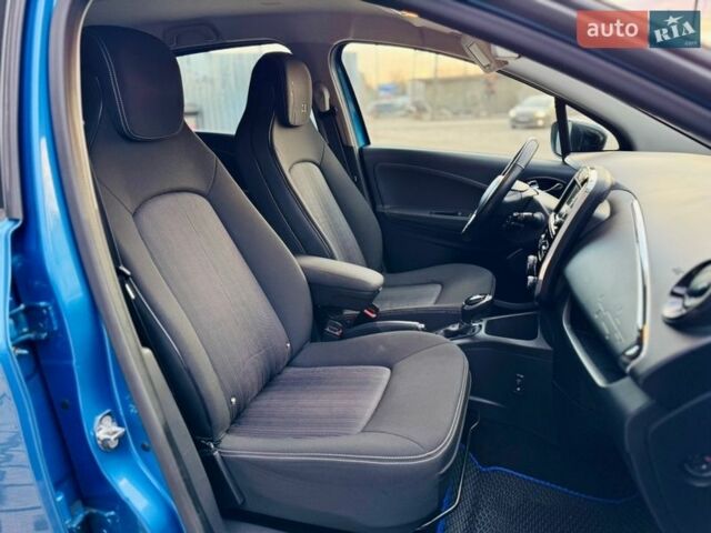 Синий Рено Зое, объемом двигателя 0 л и пробегом 139 тыс. км за 10950 $, фото 65 на Automoto.ua